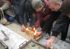 1001 świec Kosowo NATO